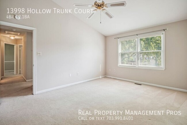 Building Photo - 13998 Hollow Trunk Ct