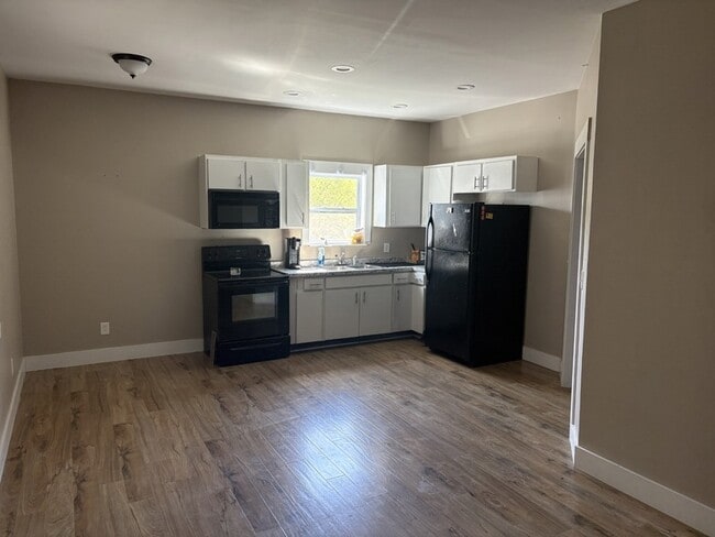 Building Photo - 6621 Fannie Daniels Rd