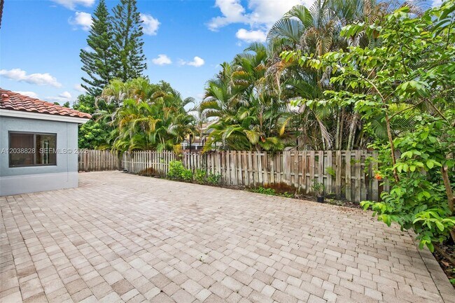 Building Photo - 11293 Rhapsody Rd