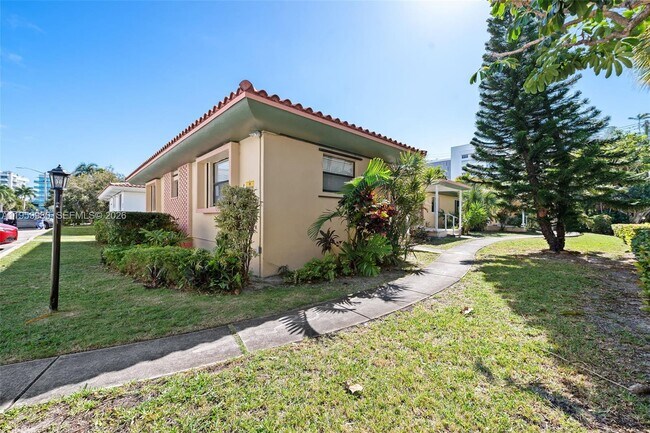 Building Photo - 1084 92nd St