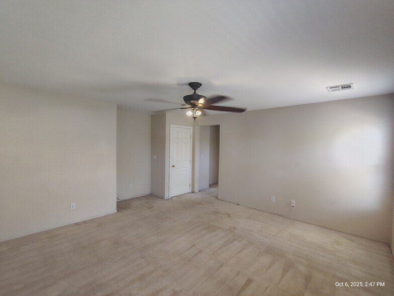 Building Photo - 5820 Addy Ln