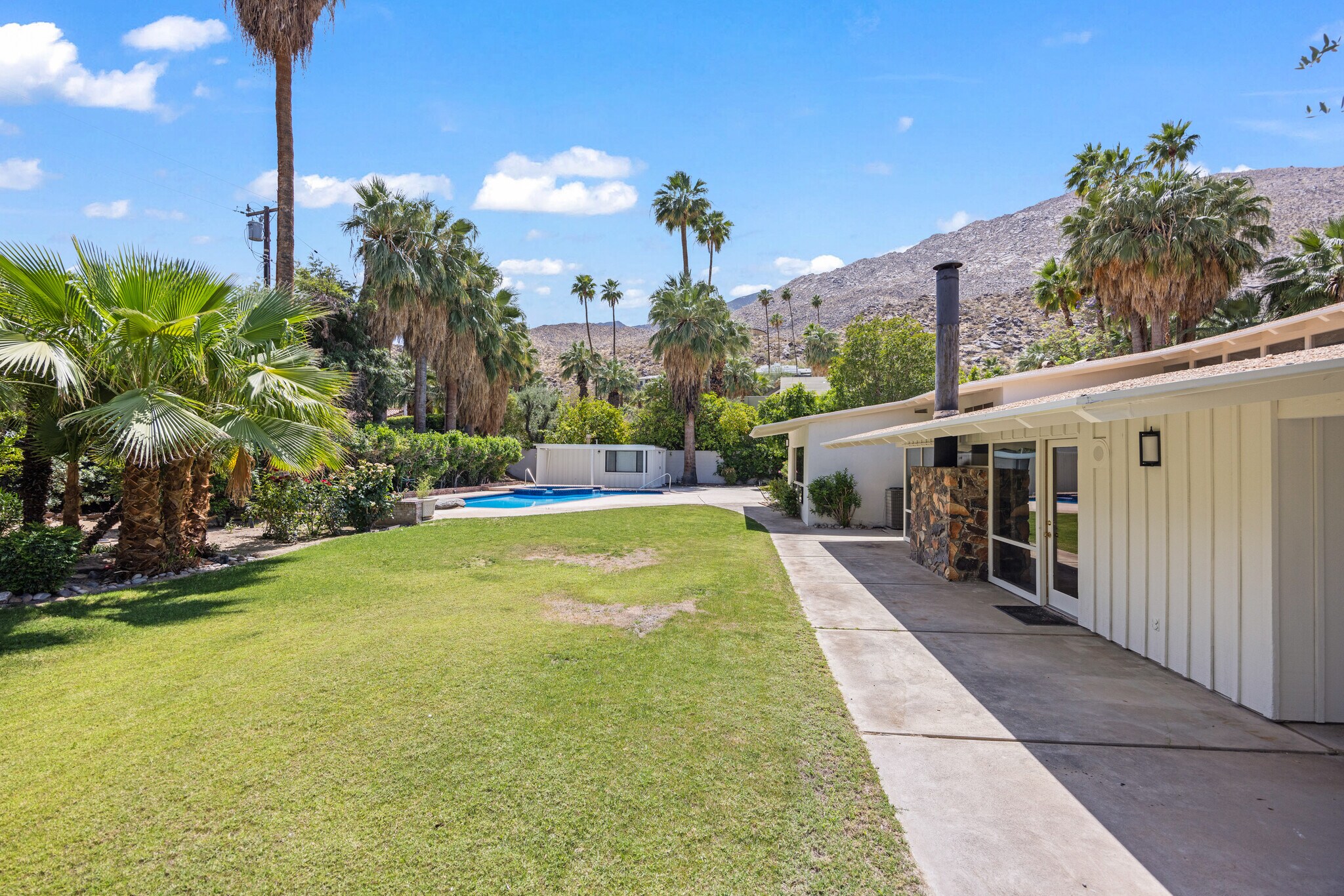 Building Photo - 255 W Camino Buena Vista
