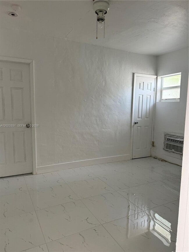 Building Photo - 4871 W Flagler St