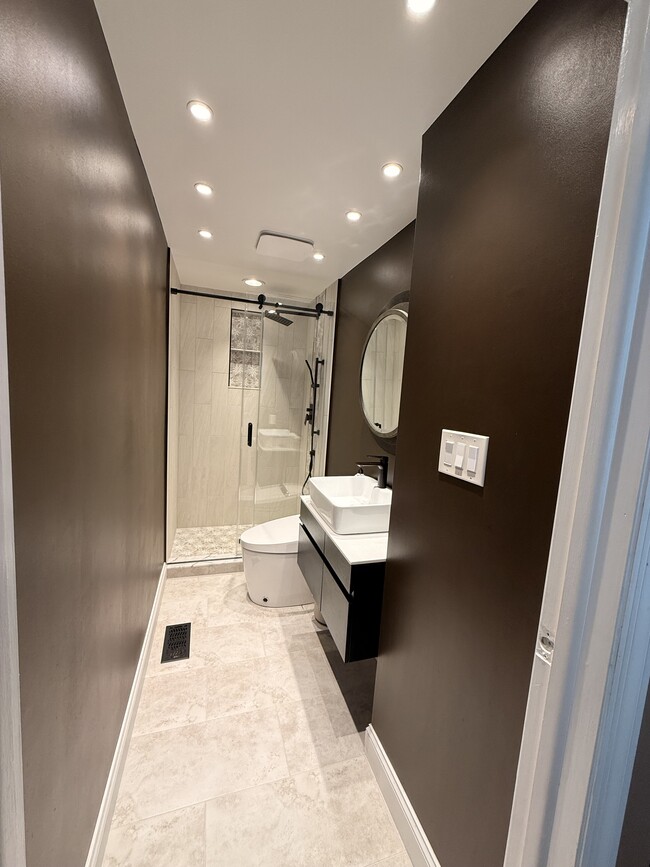 Building Photo - 19013 Quail Valley Blvd