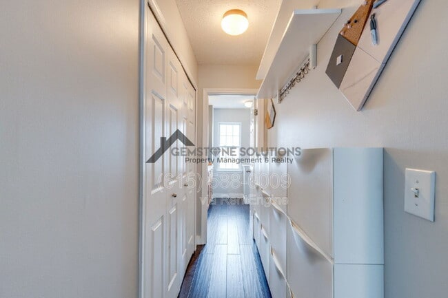 Building Photo - 2402 Nashboro Blvd