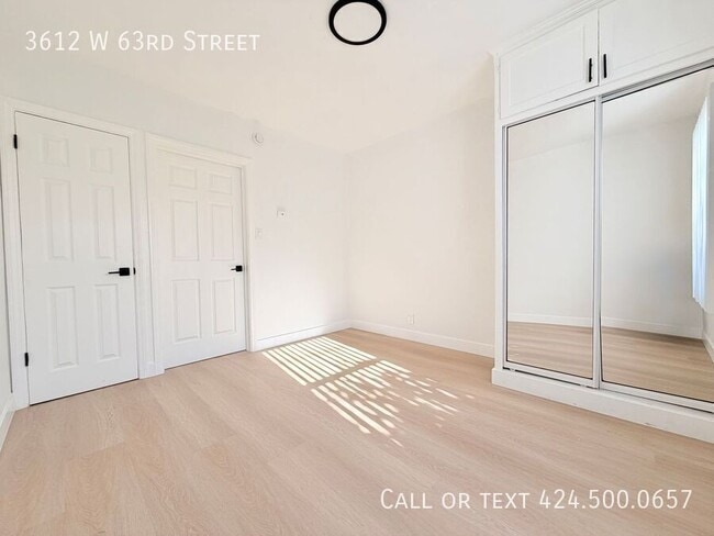 Building Photo - 3612 W 63rd St