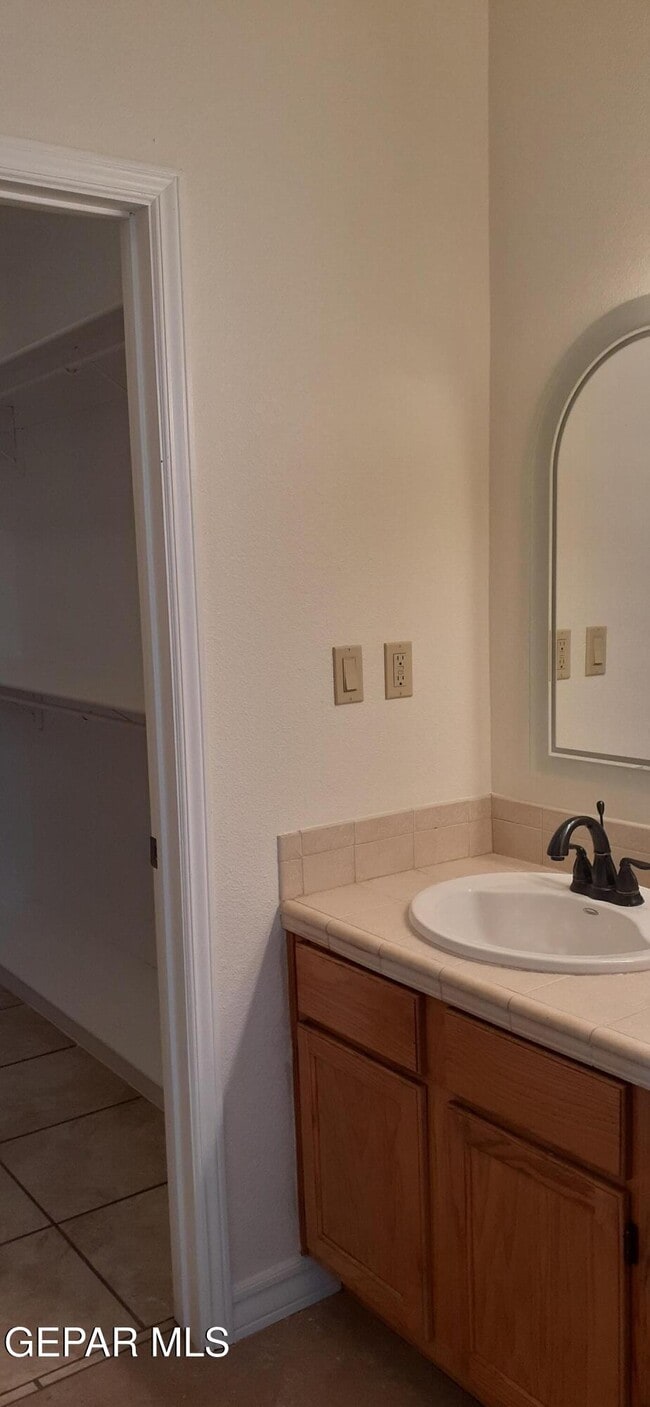 Building Photo - 5466 Buffalo Creek Dr