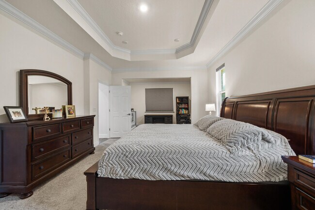 Building Photo - 296 Symphony Way