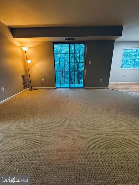 Building Photo - 1531 Colonial Dr