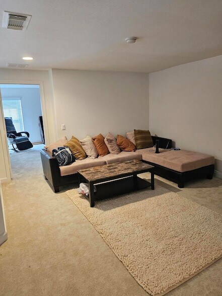 Building Photo - 10451 SW Academic Way