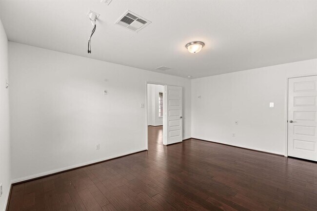 Building Photo - 4615 Hollow Chase Ln