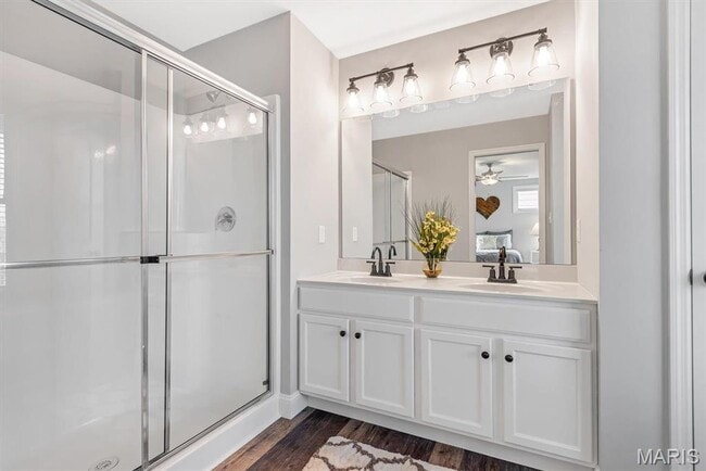 Building Photo - 5044 Arpent St