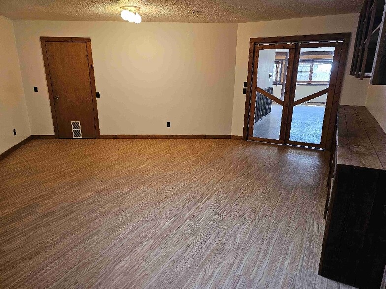 Building Photo - 650 Co Hwy I