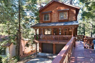 Building Photo - 31644 Christmas Tree Ln