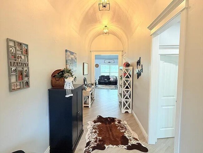 Building Photo - 2276 County Rd 1333