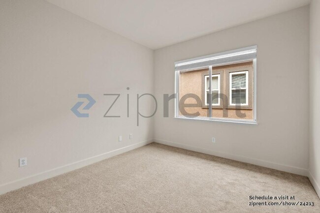 Building Photo - 9208 Hallmark Pl