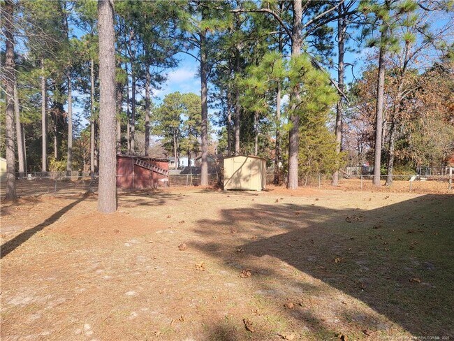 Building Photo - 678 Walker St