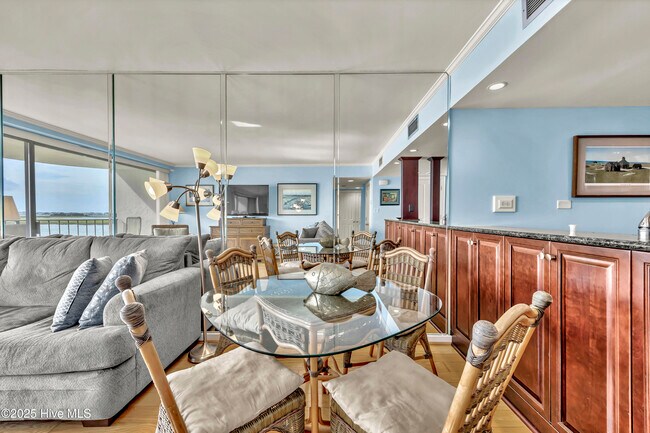Building Photo - 322 Causeway Dr