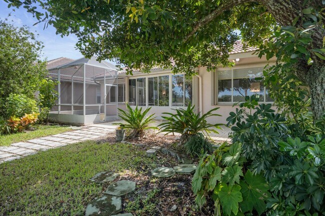 Building Photo - 9150 Bay Harbour Cir