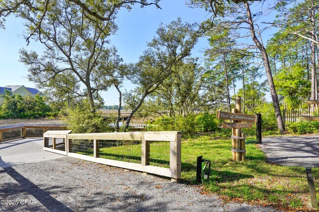 Building Photo - 8734 Sand dollar Dr