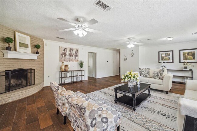 Building Photo - 5939 Rutherglenn Dr