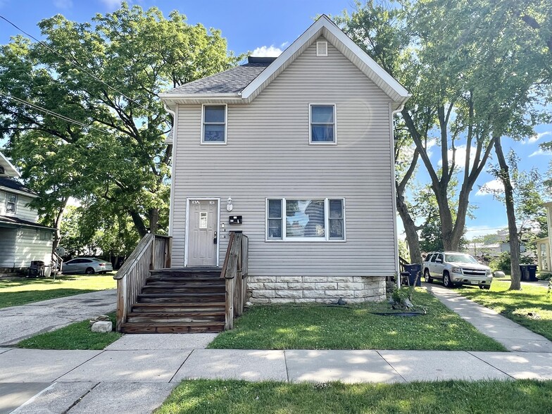 Building Photo - 167 S Jackson St