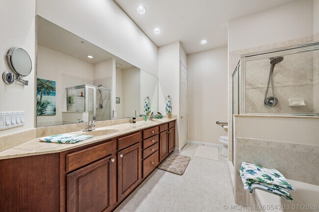 Building Photo - 12695 SE Old Cypress Dr