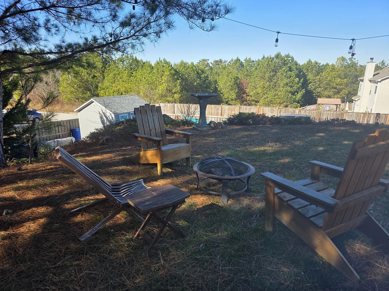 Building Photo - Room in House on Katielee Cove
