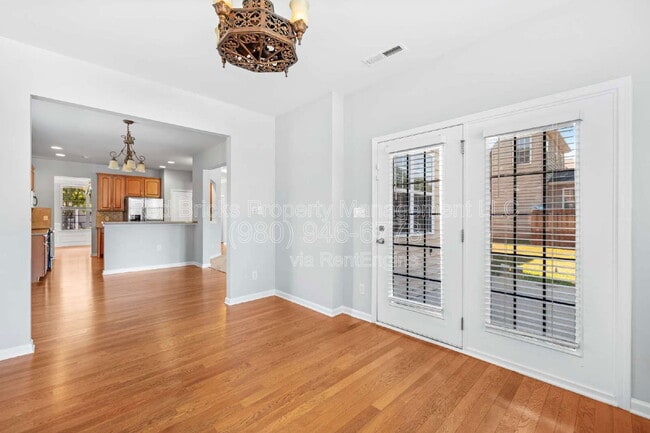 Building Photo - 9621 Cheery Meadow Dr