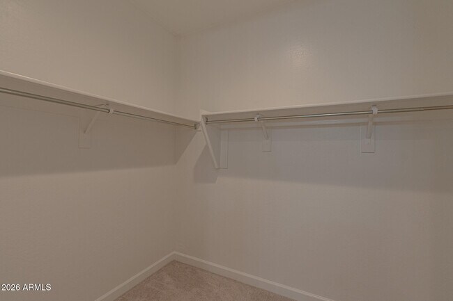 Building Photo - 6523 E Bluefield Ave