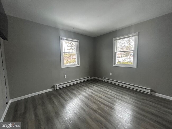 Building Photo - 316 S Griffith Dr