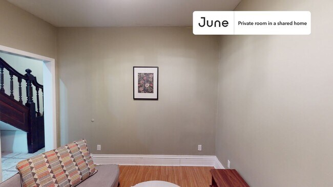 Building Photo - Room in Shared 5 bed/2 bath home