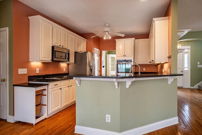 Building Photo - 3135 Lariat Ridge Dr
