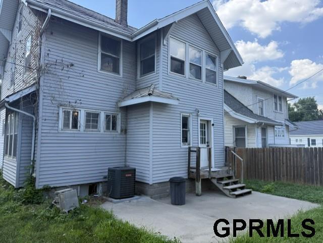 Building Photo - 1005 S 38th St
