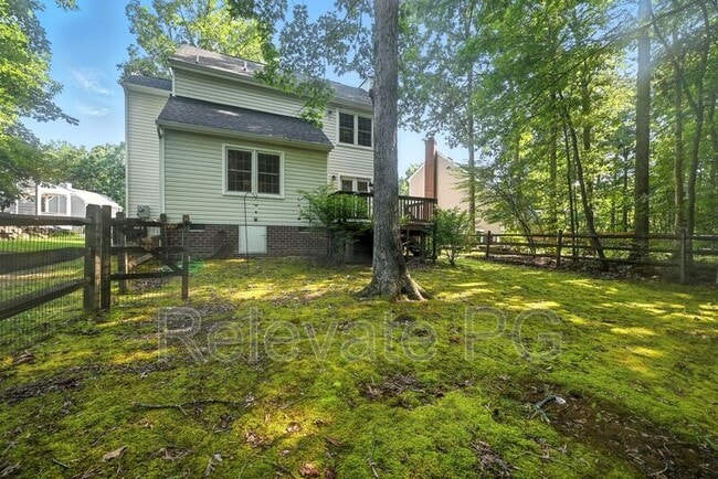 Building Photo - 2301 Strangford Ct