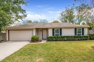 Building Photo - 11544 Oak Park Dr