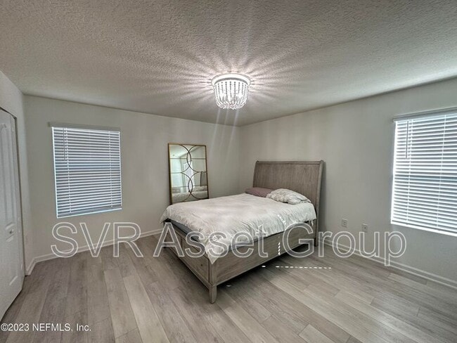 Building Photo - 257 Aralia Ln