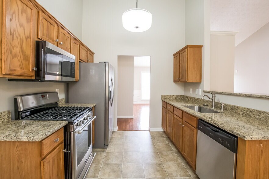 Building Photo - 127 Berkley Dr