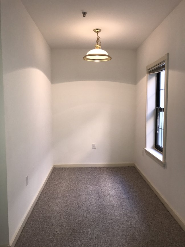 Dining/Office area - Shockoe Collection