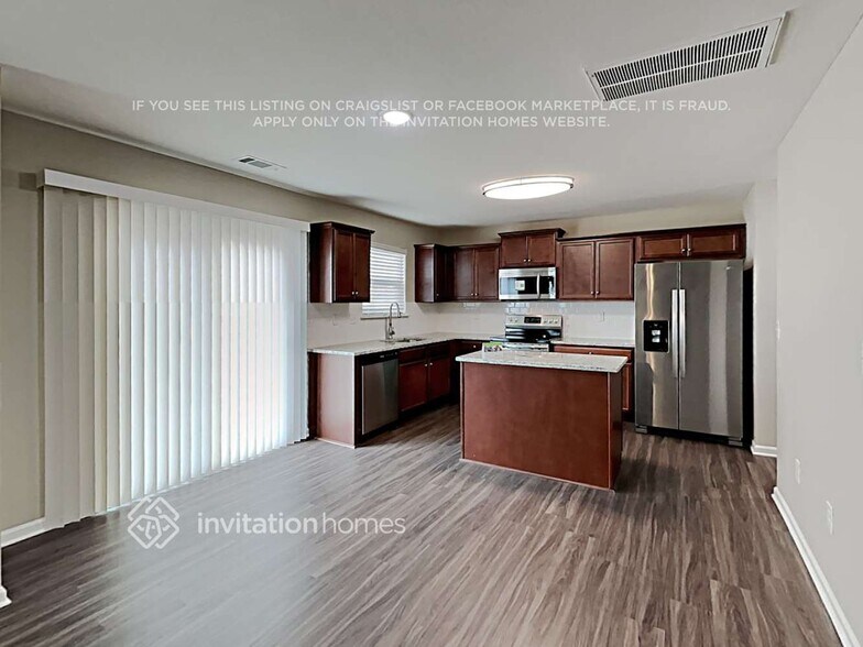 Building Photo - 2702 Cider Ridge Rd