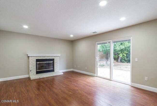 Building Photo - 382 Rockedge Dr