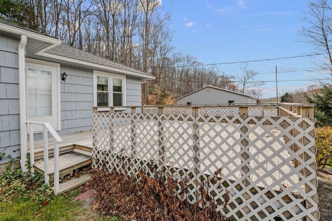 Building Photo - 293 Hamburg Rd