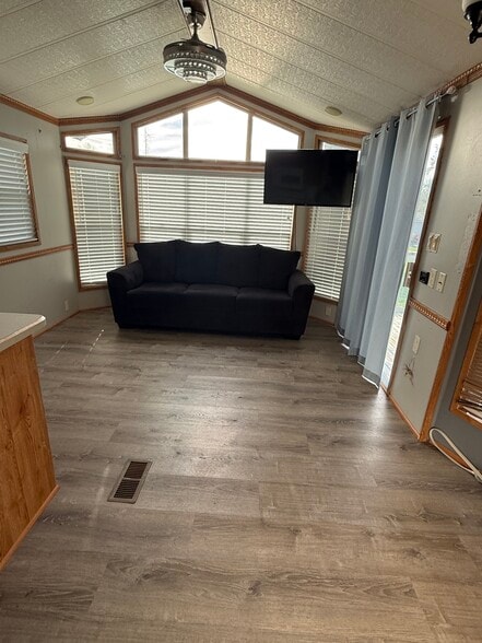 Building Photo - 6711 Bridgewater Ln