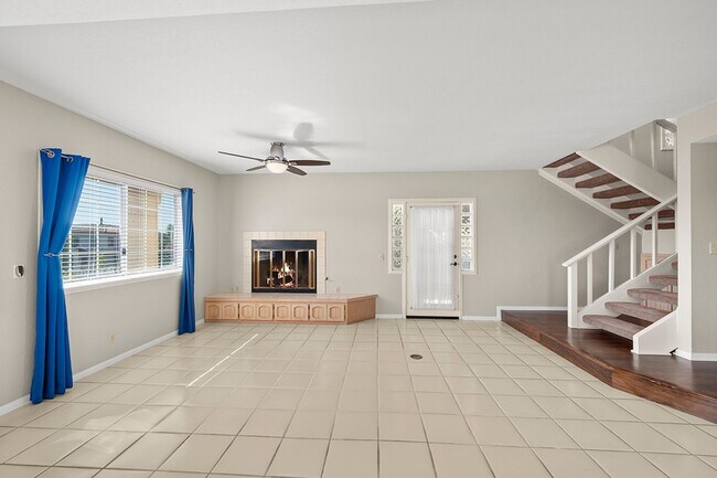 Building Photo - Ocean View La Jolla Home | 3BR + 3BA | Patio, Balcony & 2-Car Garage
