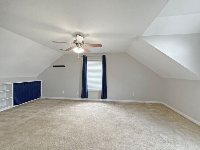 Building Photo - Charming Karns, 3-4 bedroom Home on Quiet ...