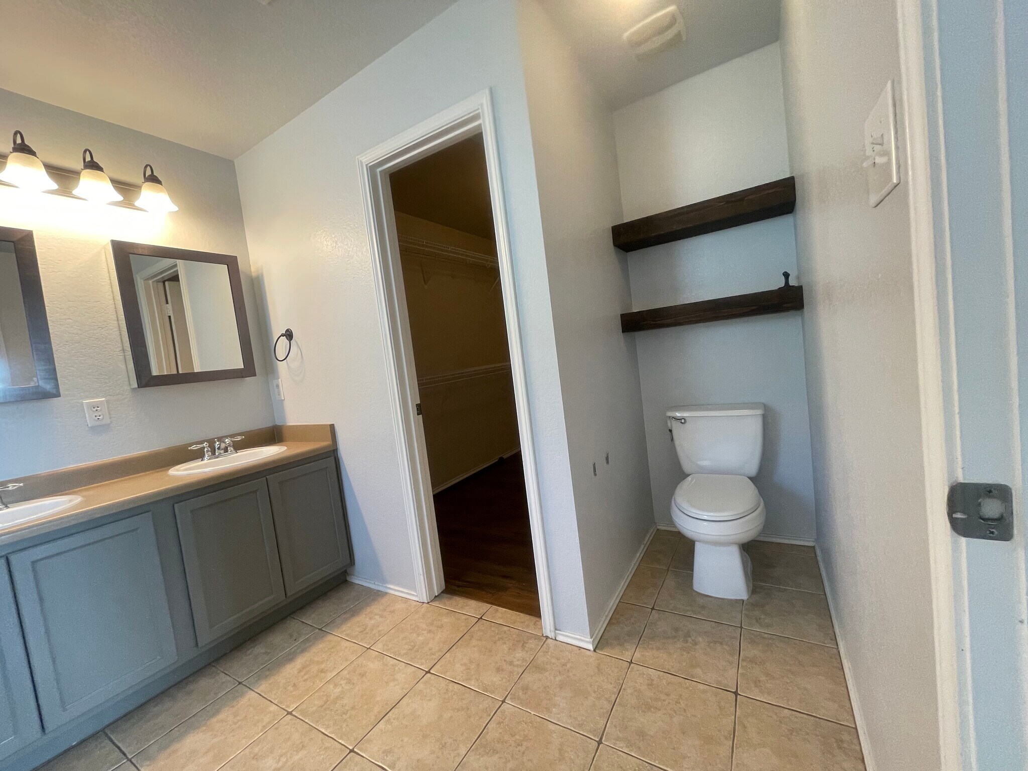 Building Photo - 411 Marquitos Drive