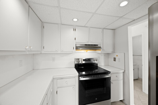 Building Photo - 1401 S Federal Hwy