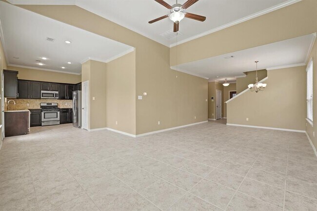 Building Photo - 13839 Rosemere Ln