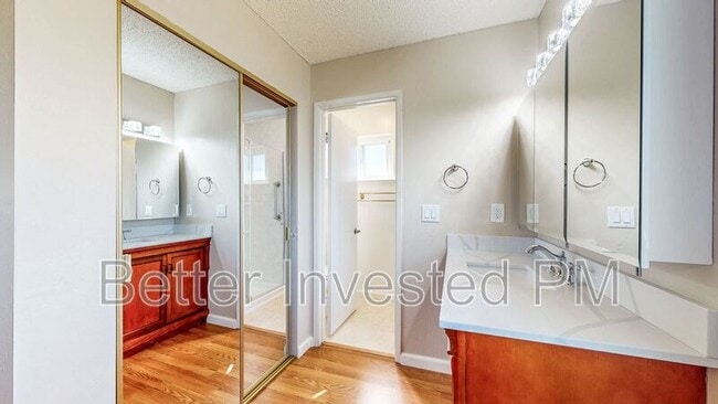 Building Photo - 848 Sprucewood Ct