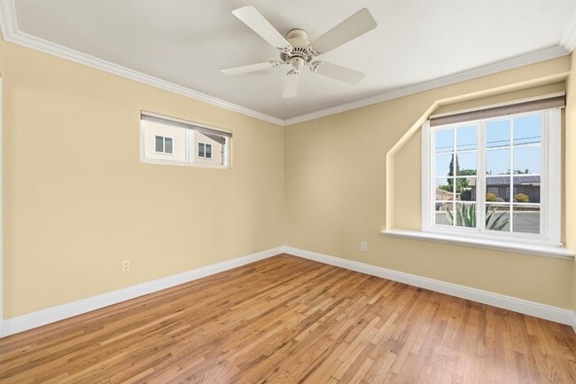 Building Photo - 1677 Sandos St